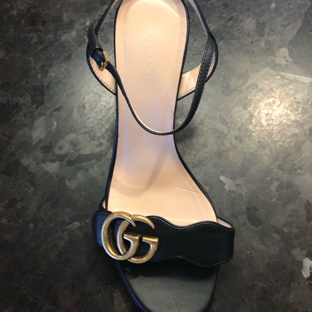Gucci leather mid heel Sandal Black size 36